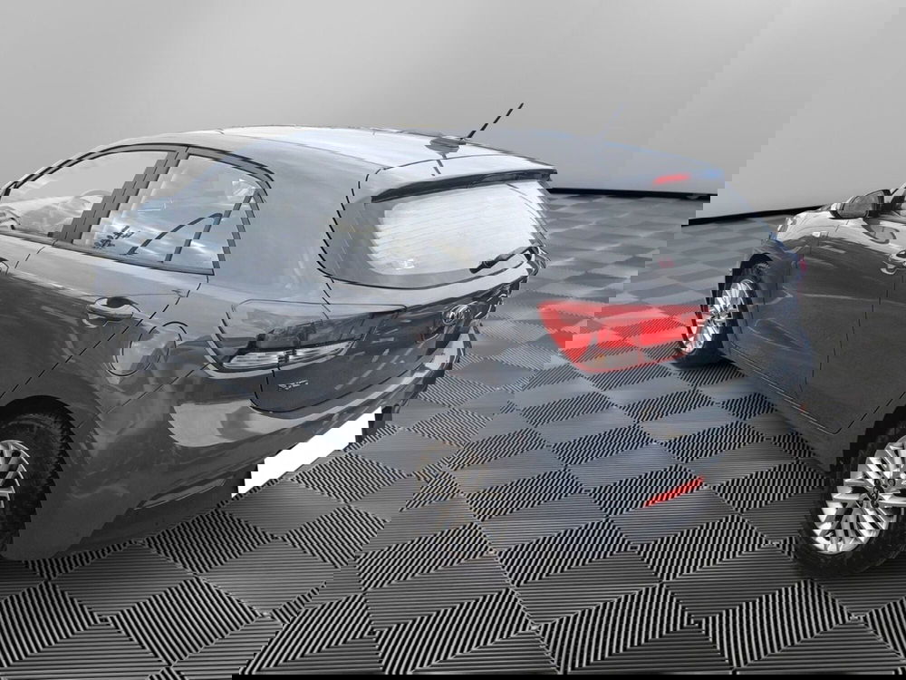 Kia Rio usata a Roma (2)