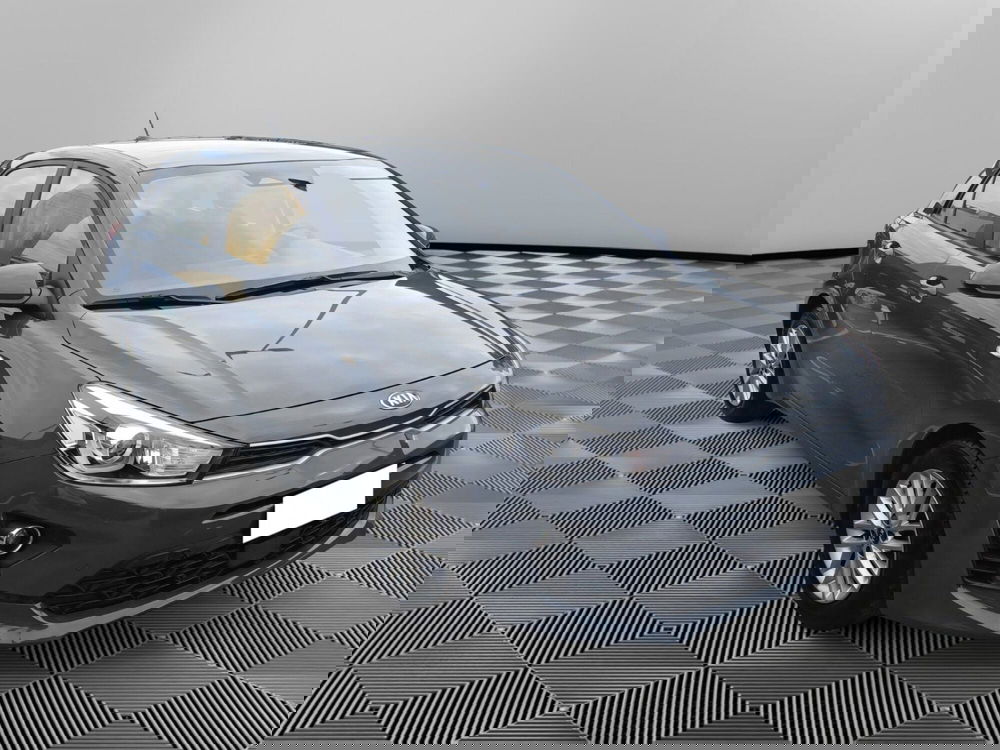 Kia Rio usata a Roma (5)