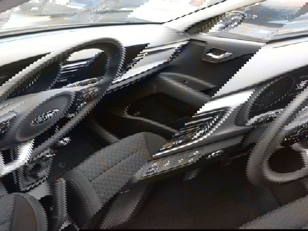 Kia Rio usata a Roma (8)
