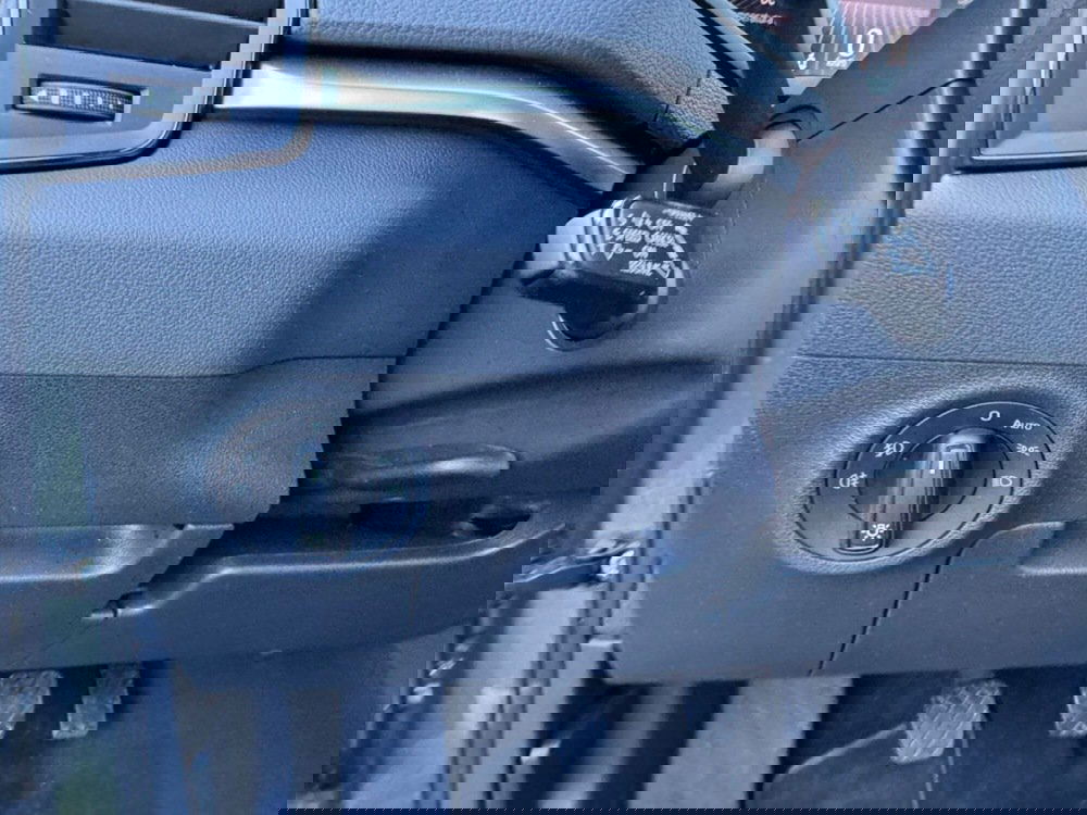 Skoda Karoq nuova a Salerno (18)