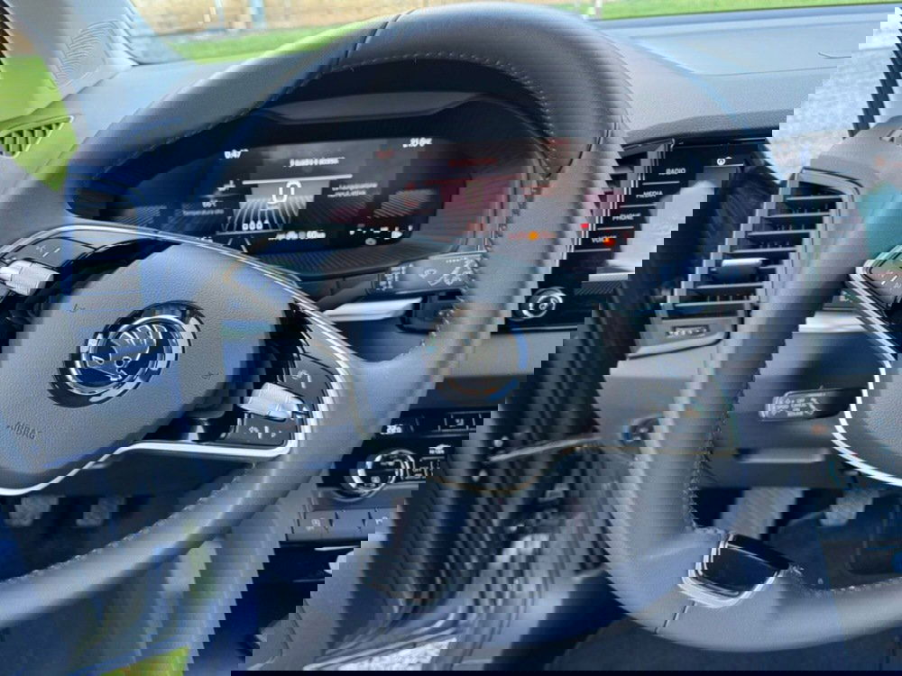 Skoda Karoq nuova a Salerno (19)