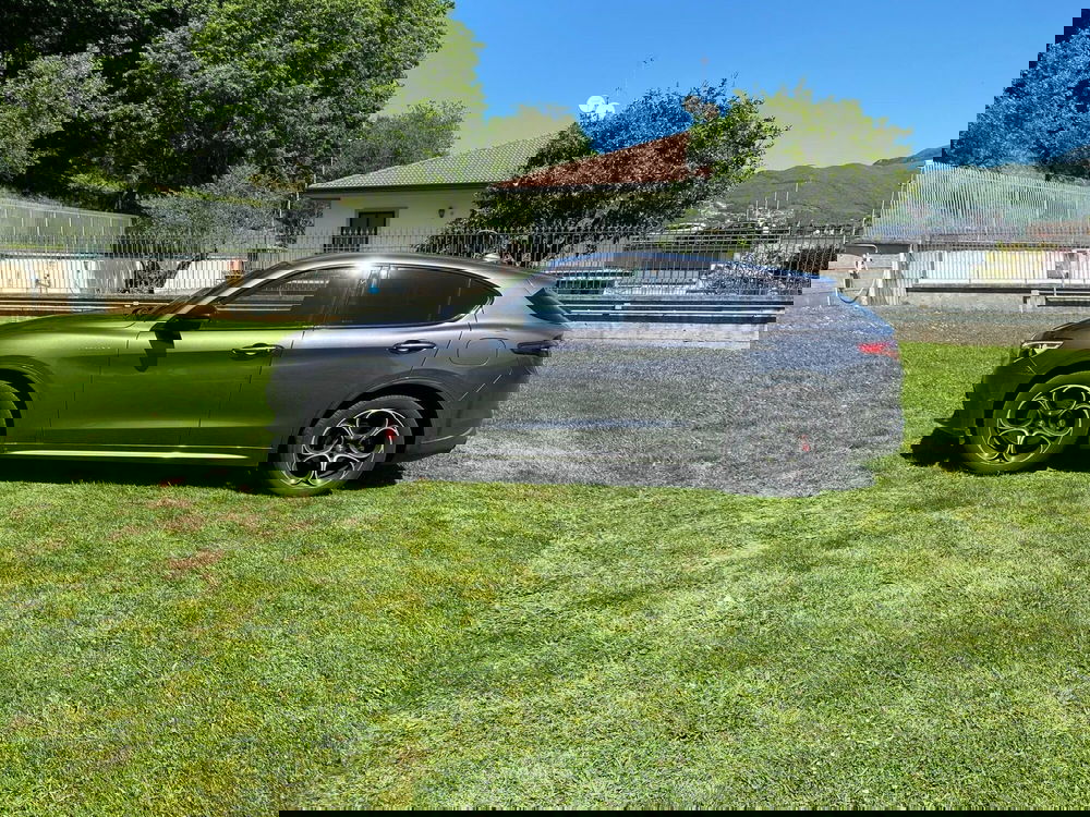 Alfa Romeo Stelvio usata a Salerno (10)