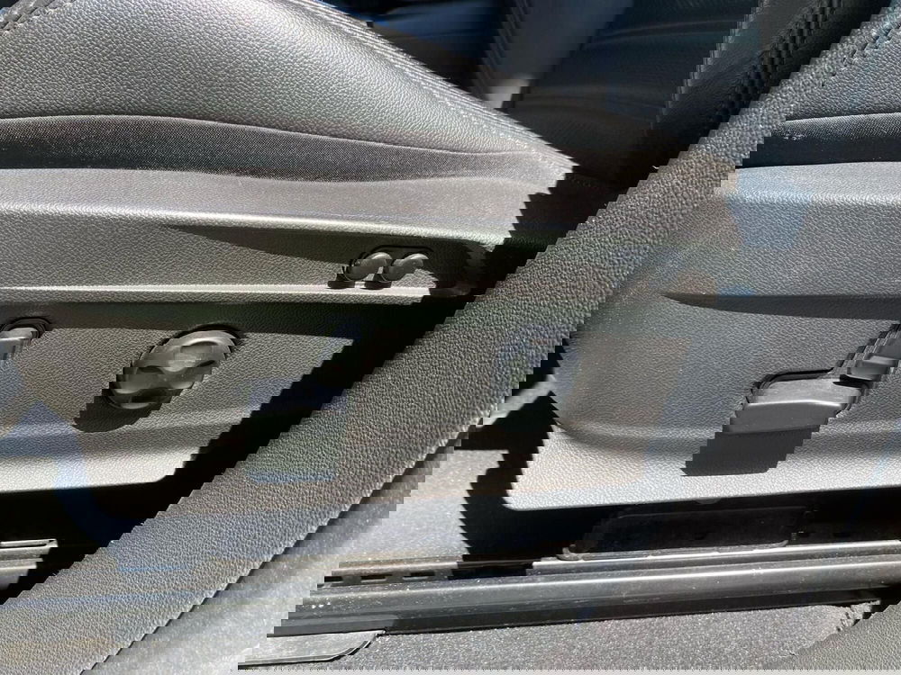 Alfa Romeo Stelvio usata a Salerno (7)