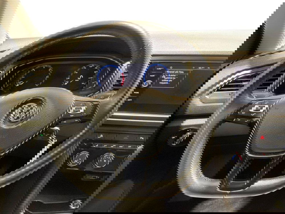 Volkswagen T-Roc usata a Pistoia (10)