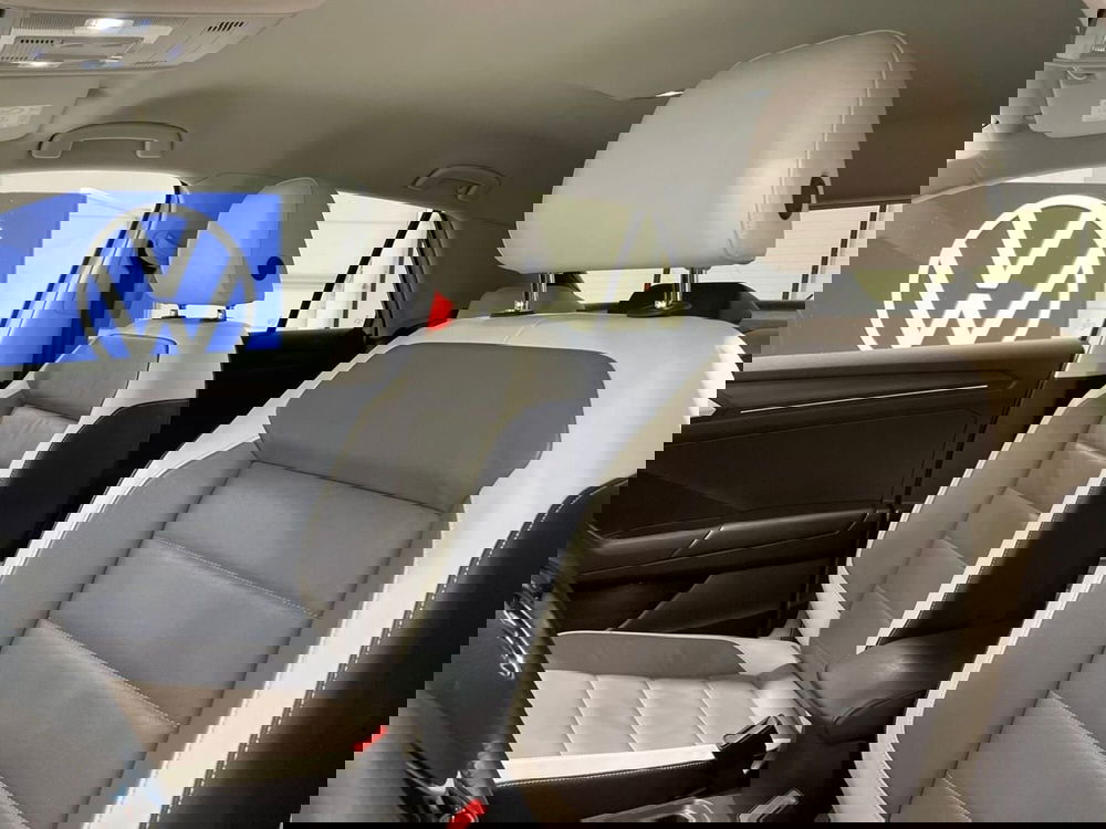 Volkswagen T-Roc usata a Pistoia (19)