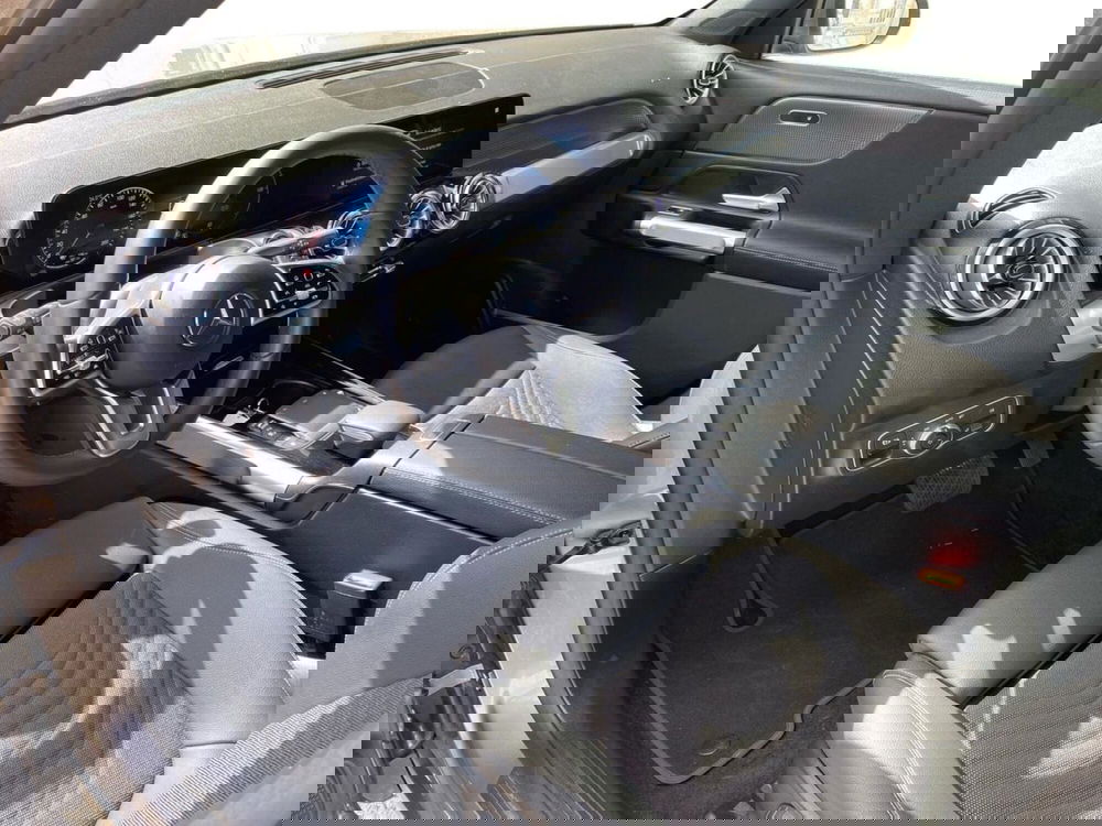 Mercedes-Benz EQB usata a Firenze (15)