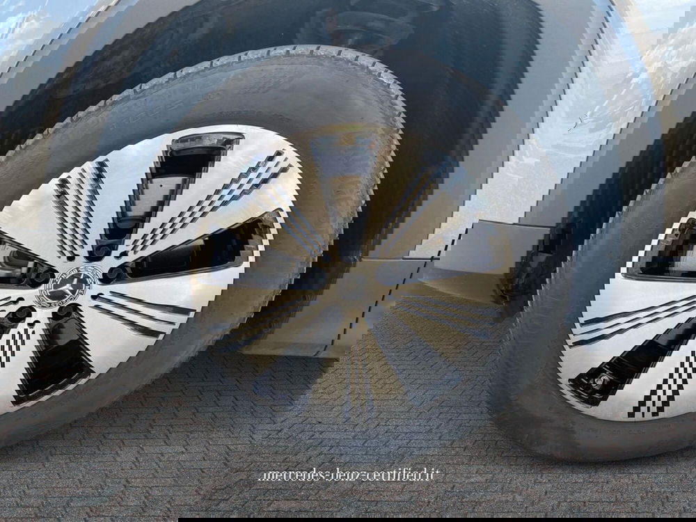 Mercedes-Benz EQB usata a Firenze (17)