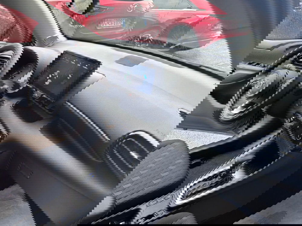 Mazda Mazda2 Hybrid nuova a Frosinone (10)