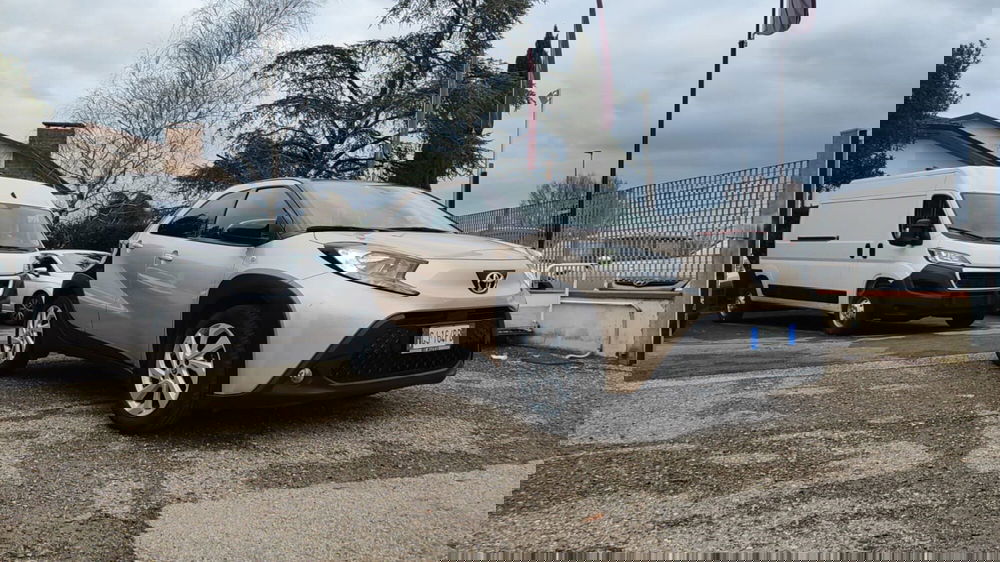 Toyota Aygo X usata a Firenze (13)