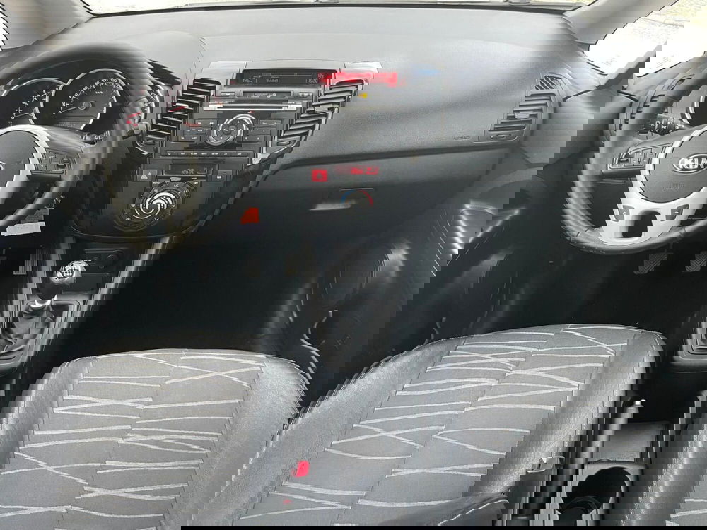 Kia Venga usata a Ancona (10)