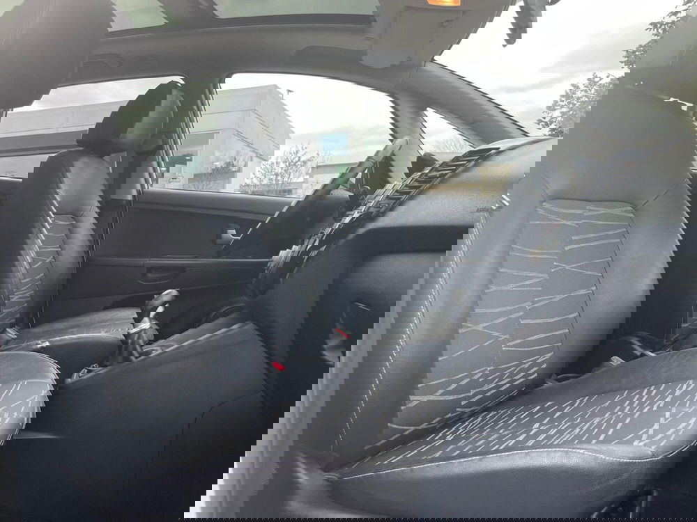 Kia Venga usata a Ancona (14)