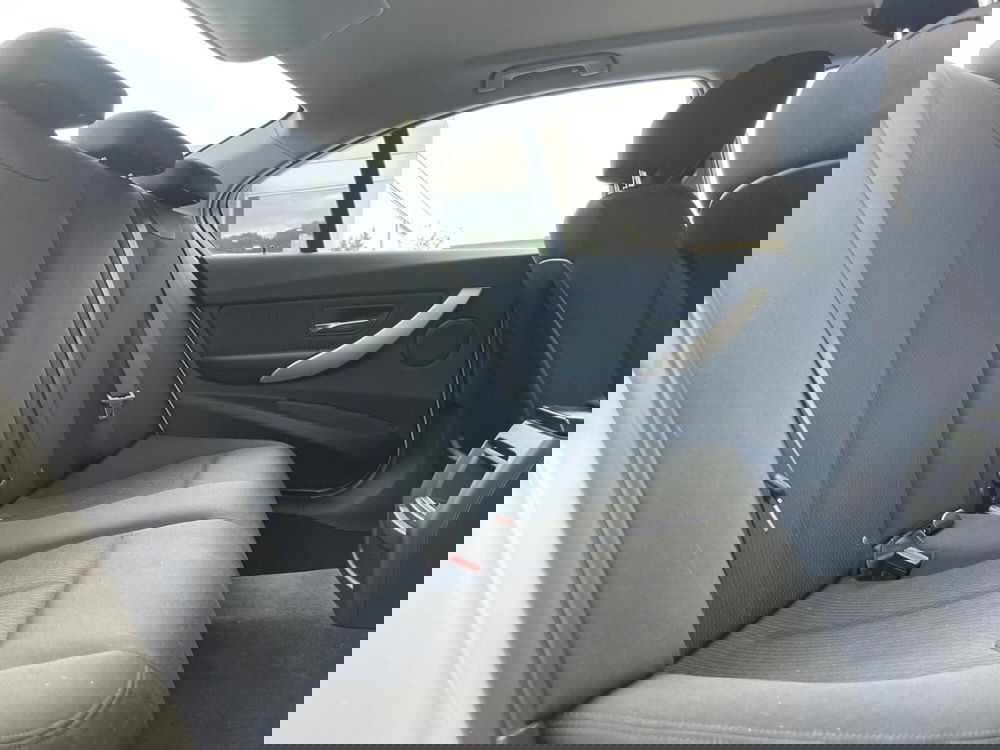 BMW Serie 3 usata a Ancona (16)