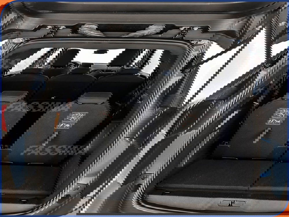 Peugeot 5008 usata a Milano (12)