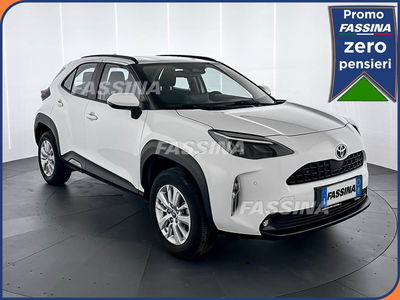 Toyota Yaris Cross 1.5 Hybrid 5p. E-CVT AWD-i Trend del 2024 usata a Milano