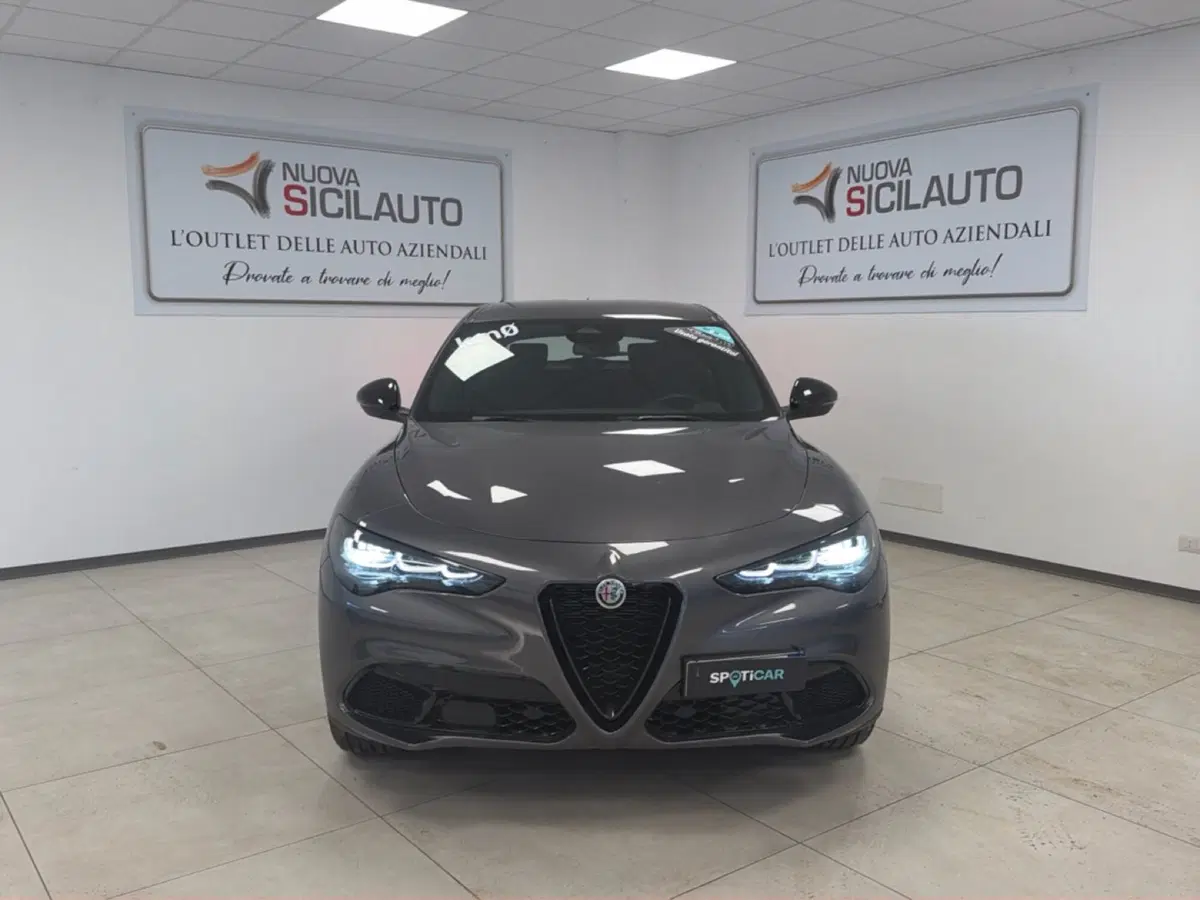 Alfa Romeo Stelvio nuova a Palermo