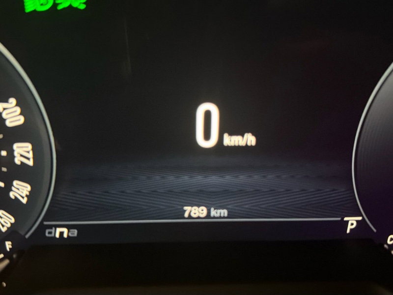 Alfa Romeo Stelvio nuova a Palermo (11)