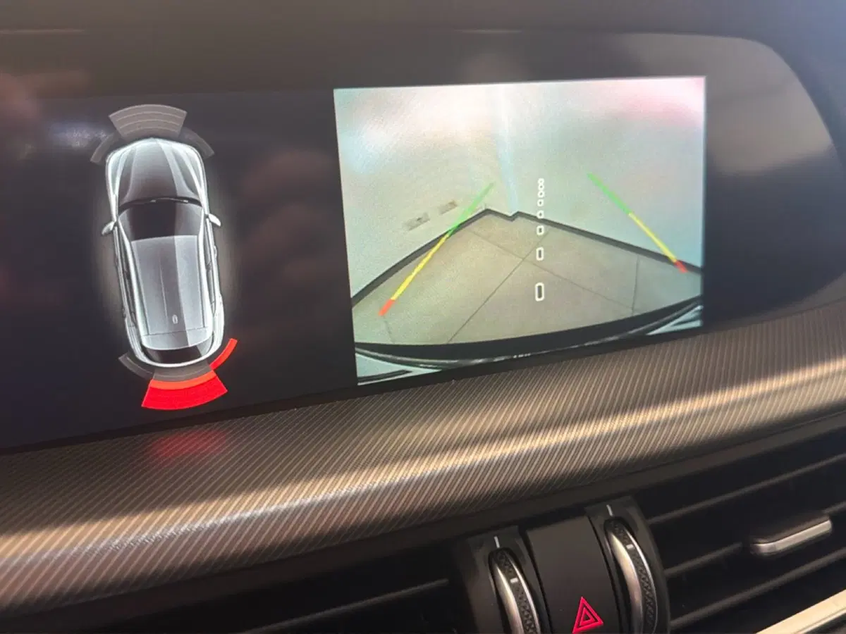 Alfa Romeo Stelvio nuova a Palermo (12)