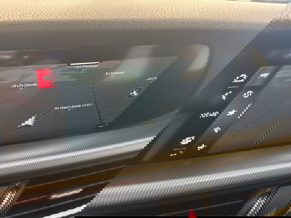 Alfa Romeo Stelvio nuova a Palermo (15)