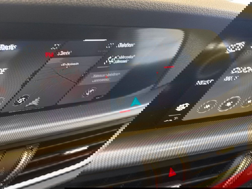 Alfa Romeo Stelvio usata a Palermo (11)