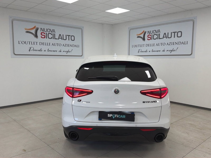 Alfa Romeo Stelvio usata a Palermo (16)
