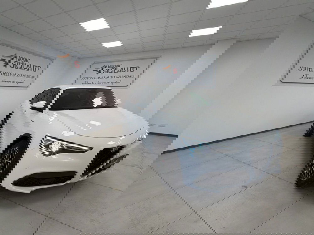Alfa Romeo Stelvio usata a Palermo (4)