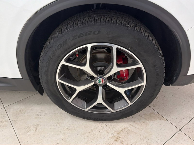 Alfa Romeo Stelvio usata a Palermo (7)