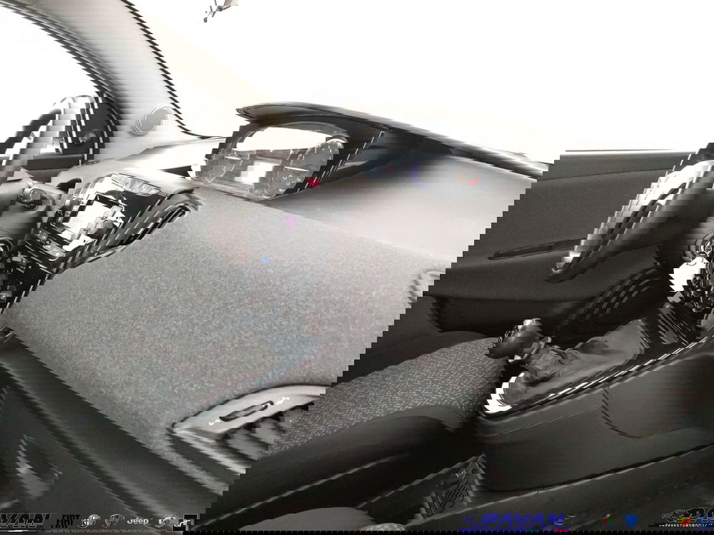 Lancia Ypsilon usata a Padova (15)