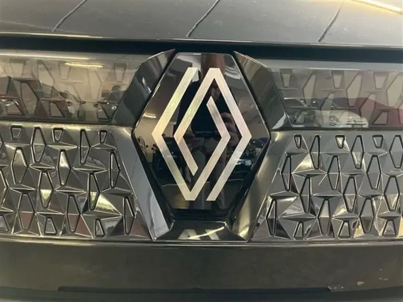 Renault Scenic E-Tech Electric nuova a Como (17)