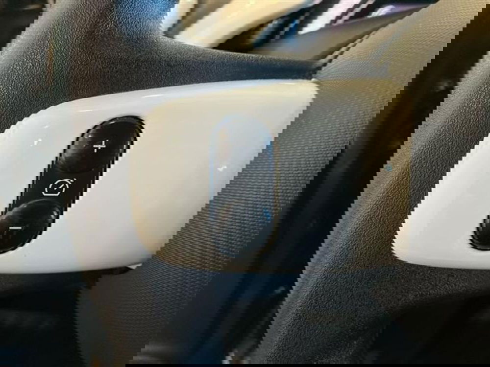 Renault Twingo usata a Como (17)