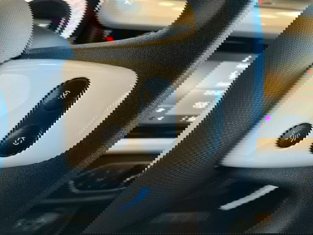 Renault Twingo usata a Como (18)