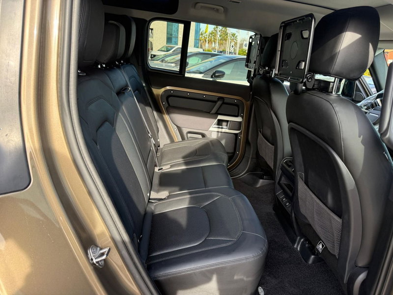 Land Rover Defender usata a Ascoli Piceno (4)