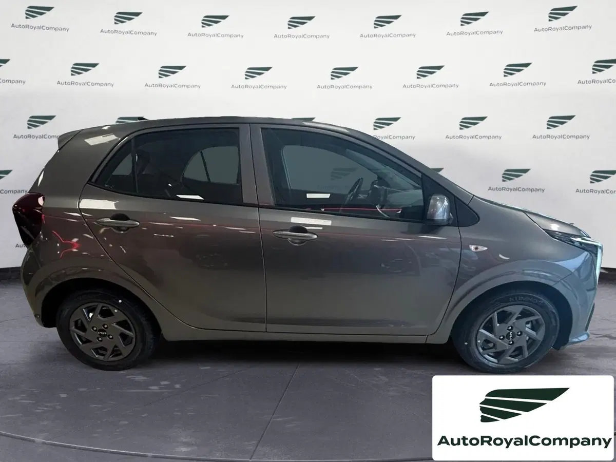 Kia Picanto nuova a Roma (9)