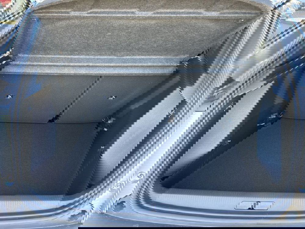 Peugeot 2008 nuova a Latina (10)