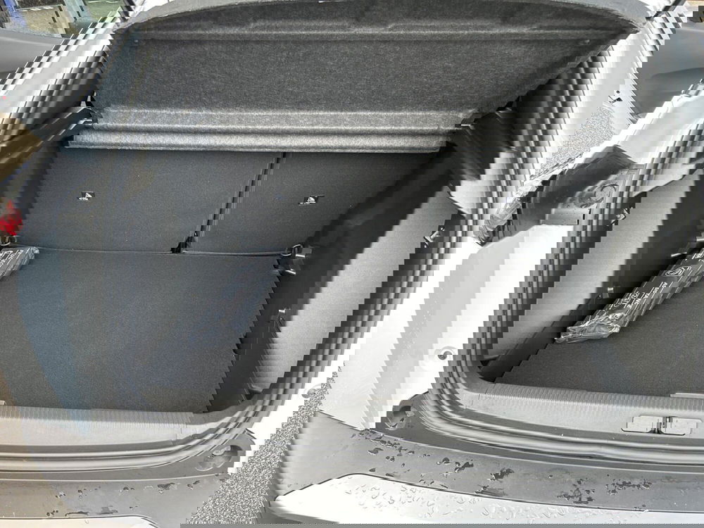 Peugeot 2008 nuova a Roma (11)