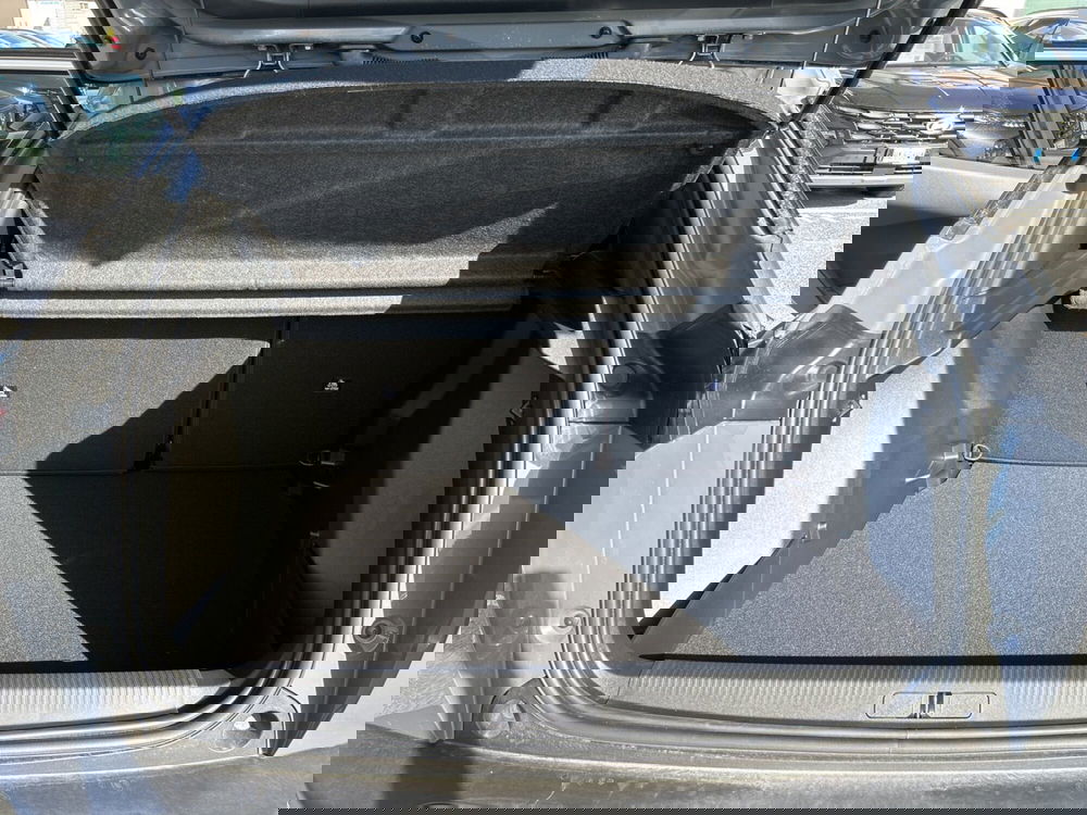 Peugeot 2008 nuova a Latina (10)