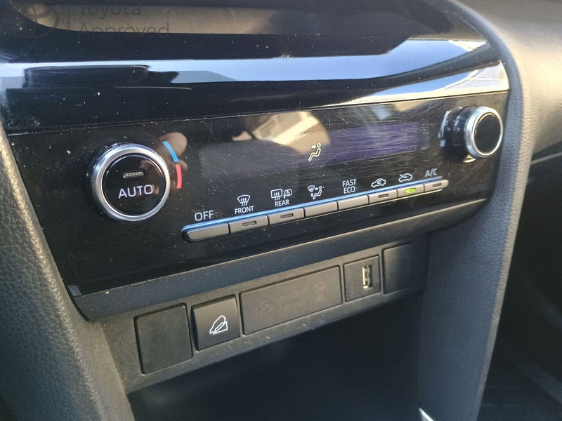 Toyota Yaris Cross usata a Reggio Calabria (18)