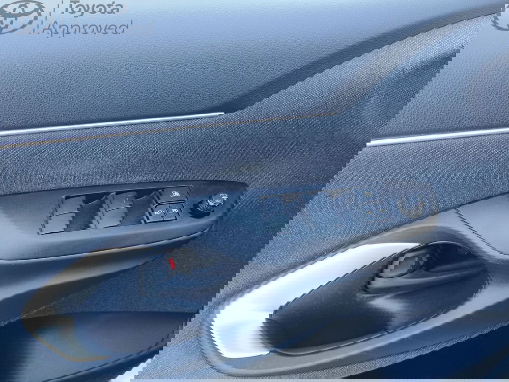 Toyota Yaris Cross usata a Reggio Calabria (9)