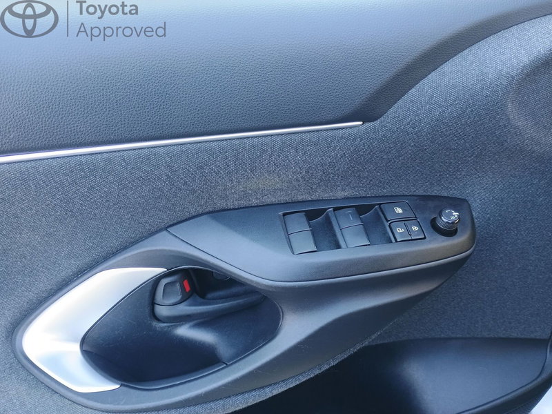 Toyota Yaris Cross usata a Reggio Calabria (9)