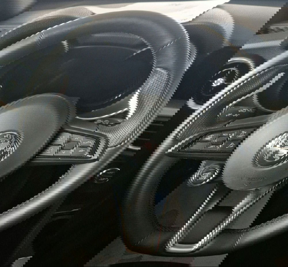 Alfa Romeo Stelvio usata a Terni (12)