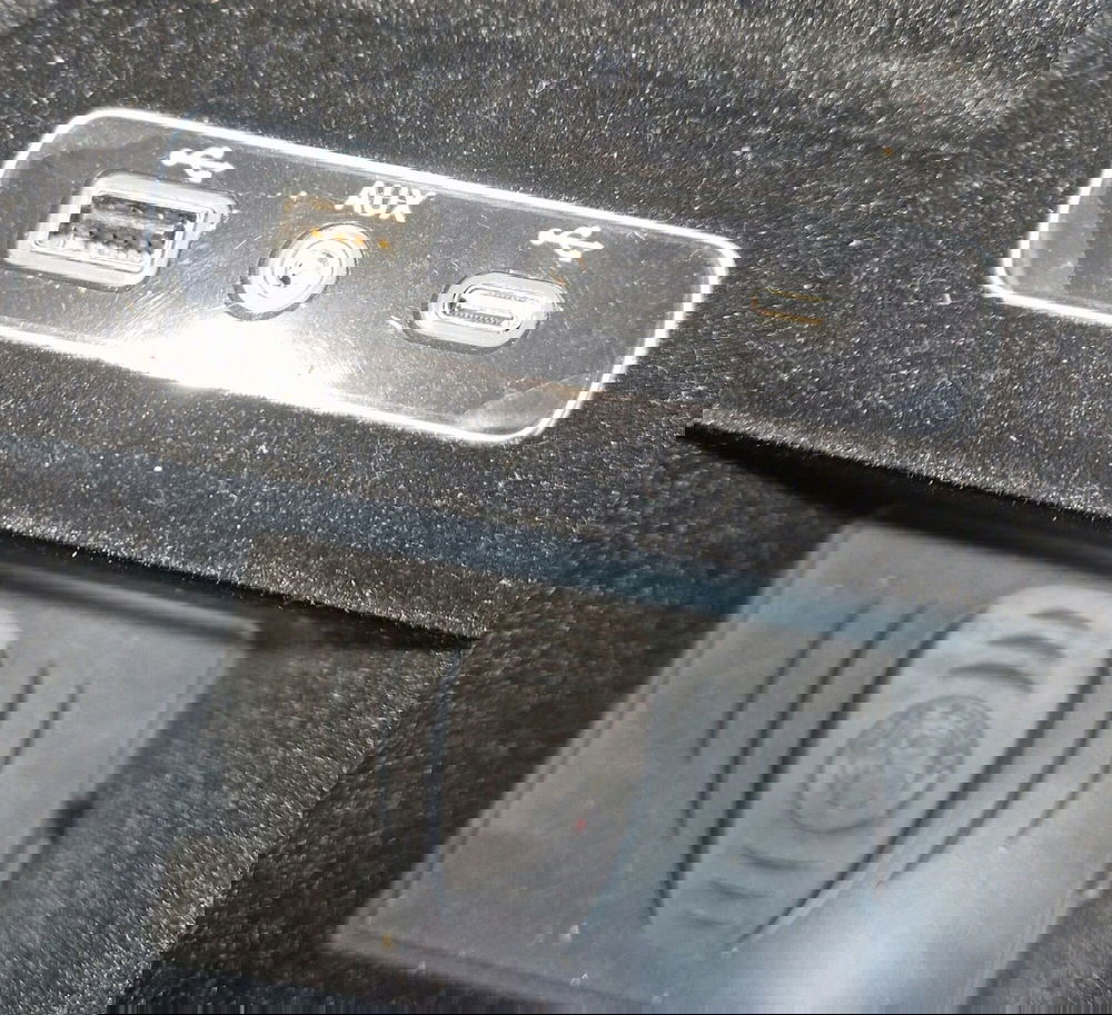 Alfa Romeo Stelvio usata a Terni (13)