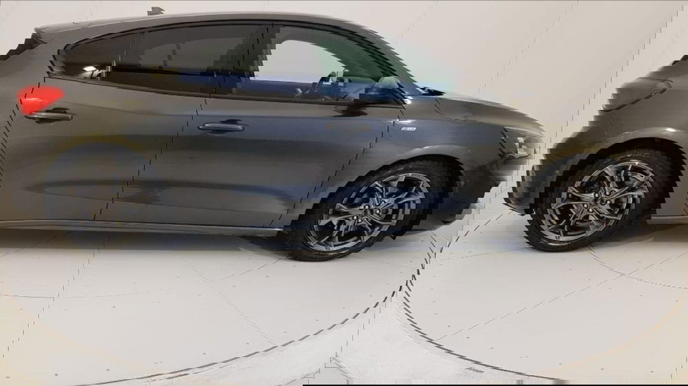 Ford Focus usata a Lucca (7)