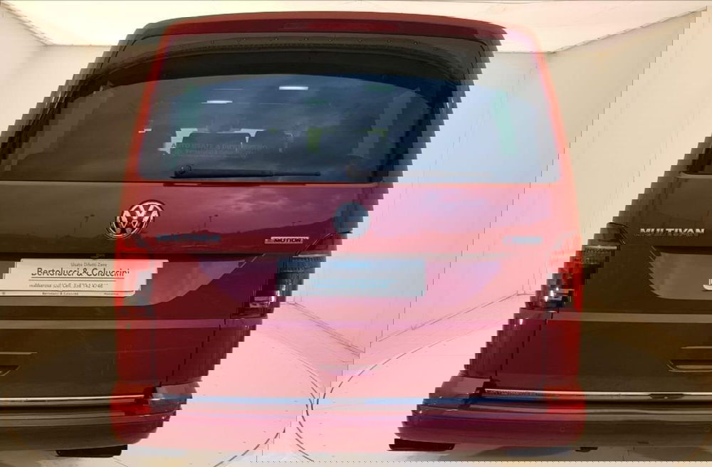 Volkswagen Multivan usata a Lucca (5)