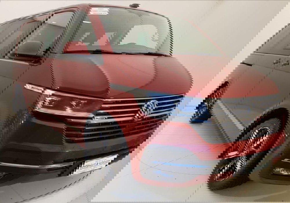 Volkswagen Multivan usata a Lucca (8)