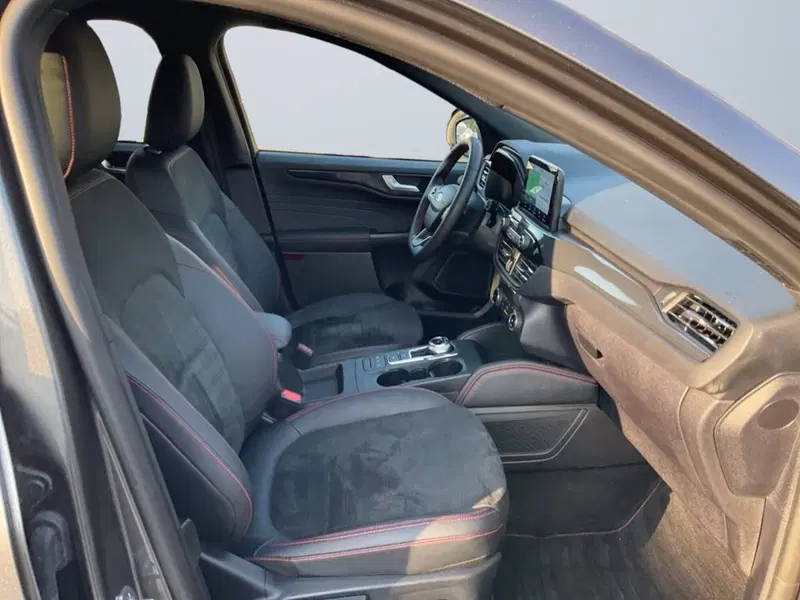 Ford Kuga usata a Milano (11)