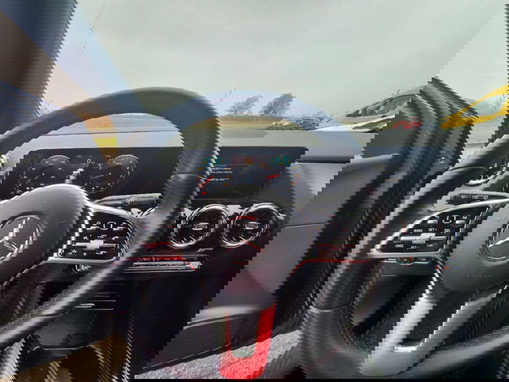 Mercedes-Benz Classe B usata a Milano (15)