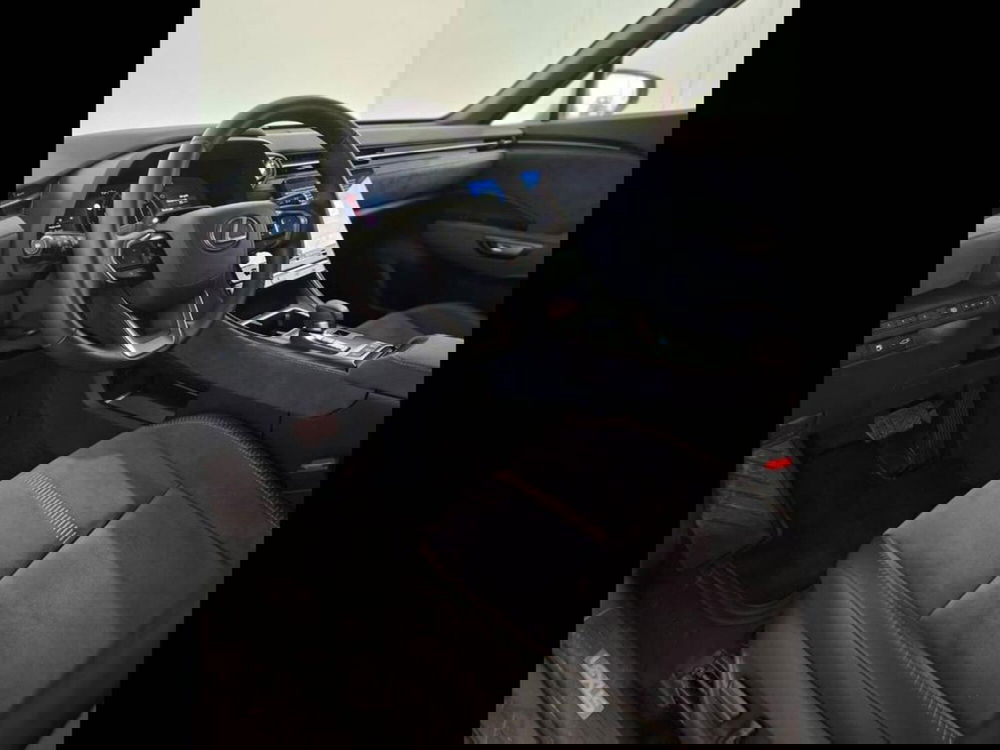 Lexus LBX usata a Torino (12)