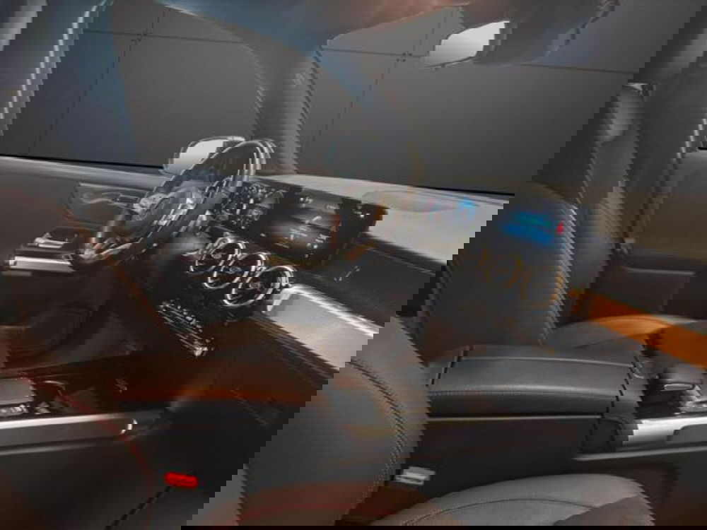 Mercedes-Benz GLB usata a Milano (11)