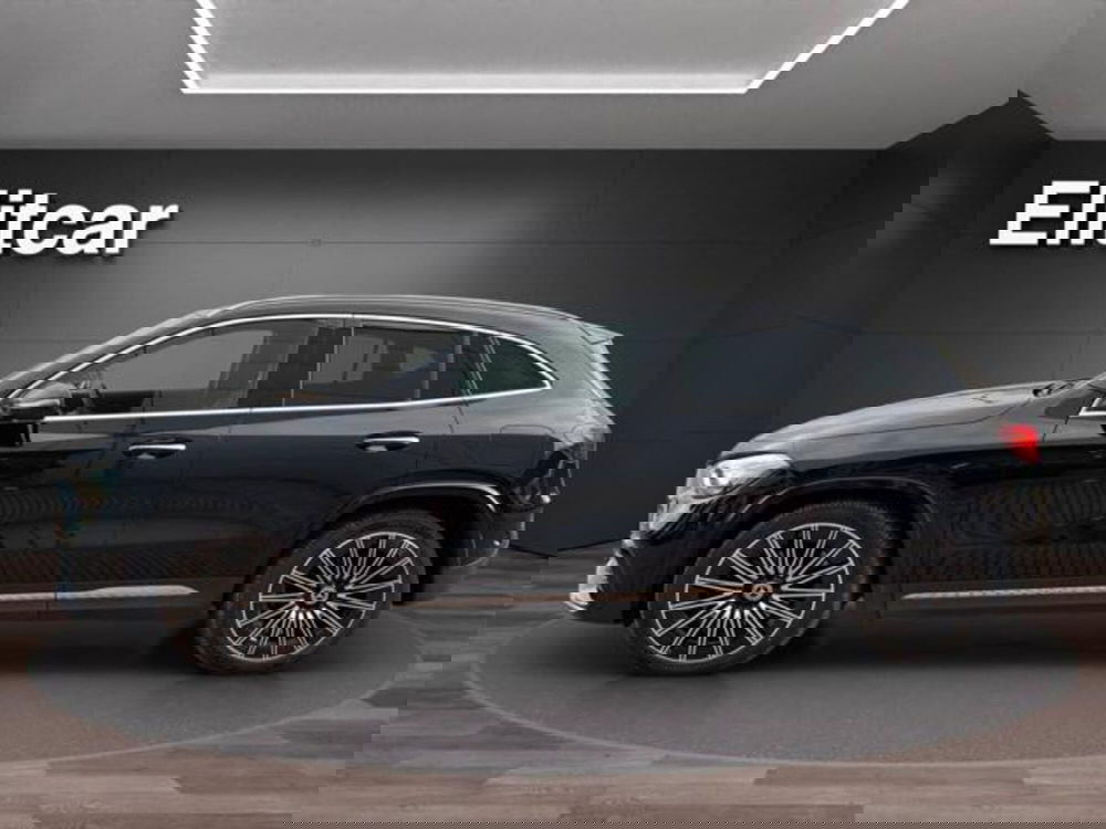 Mercedes-Benz GLA SUV usata a Milano (2)