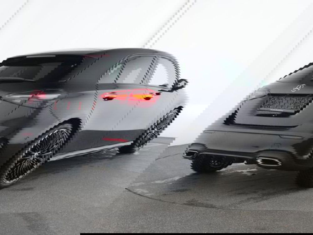 Mercedes-Benz Classe A Sedan usata a Milano (3)