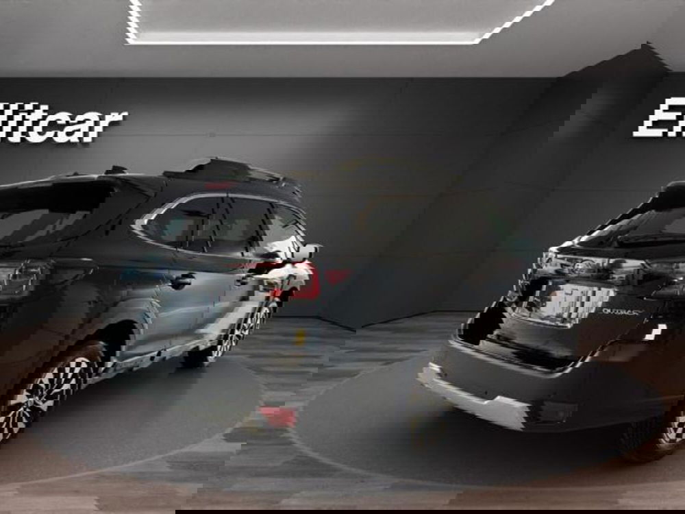 Subaru Outback nuova a Milano (6)